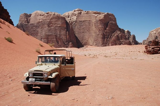 Adventure Jeep Tour in Wadi Rum