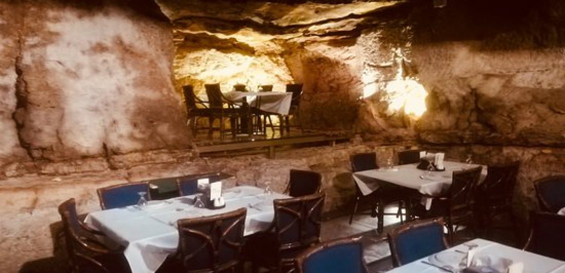 Lunch/ dinner in the heart of Moabite caves